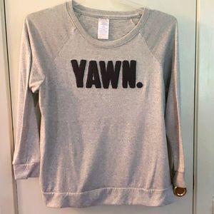 Secret Treasures medium 8-10 5% spandex grey sweater YAWN. printed pullover top